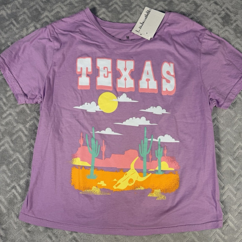 Goodie Two Sleeves Texas Cactus Skull Cropped T-Shirt Size Medium NWT